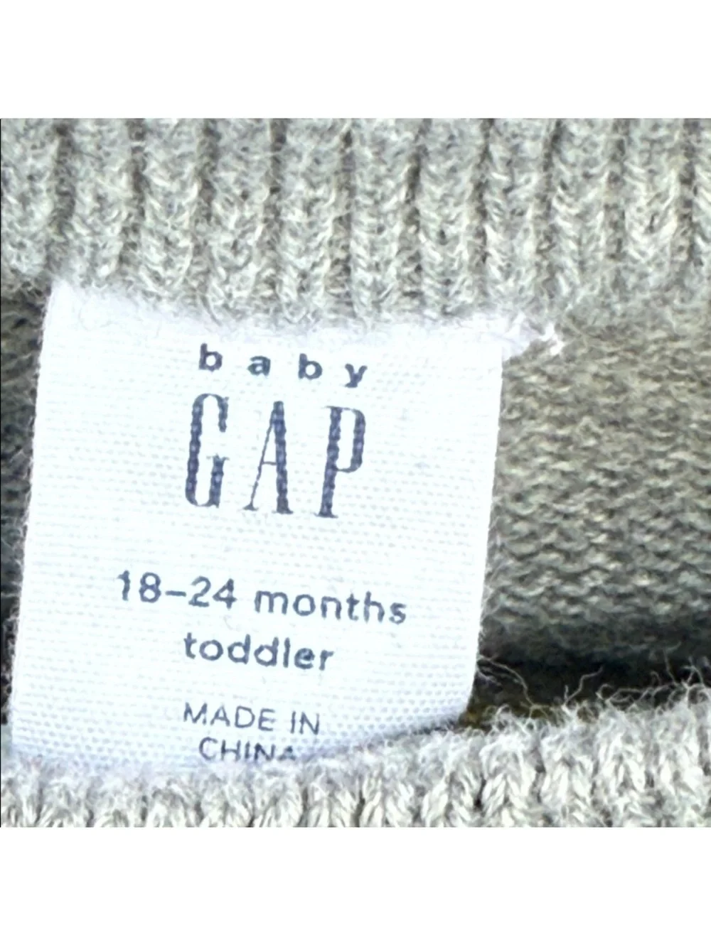 Baby GAP Toddler Gray Rainbow Striped Crewneck Knit Sweater Size 18-24 Months